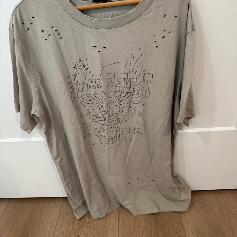 Free spirit distressed oversized tee